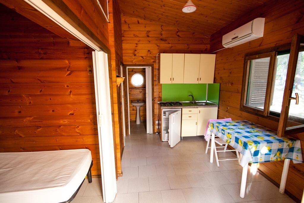 Villaggio Camping Uria フォチェ・ヴァラーノ エクステリア 写真