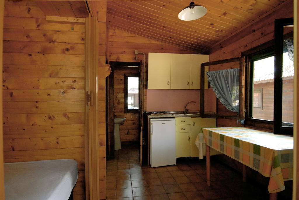 Villaggio Camping Uria フォチェ・ヴァラーノ エクステリア 写真